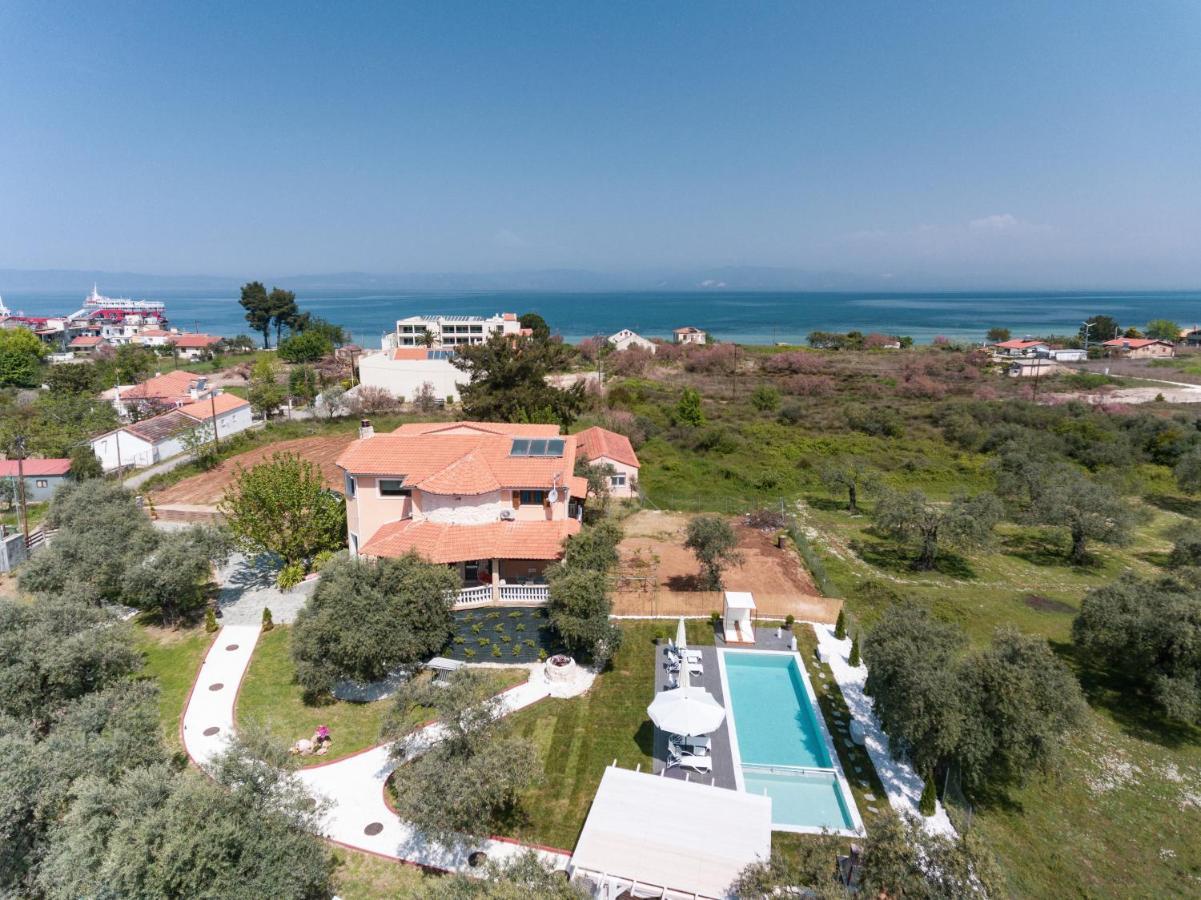 Fokas Luxury Villa Prínos Eksteriør bilde