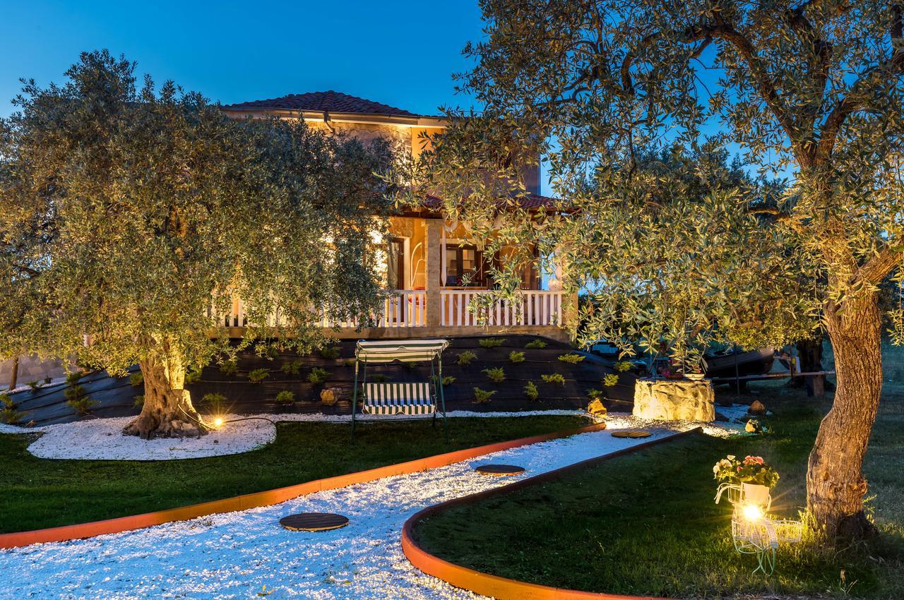 Fokas Luxury Villa Prínos Eksteriør bilde