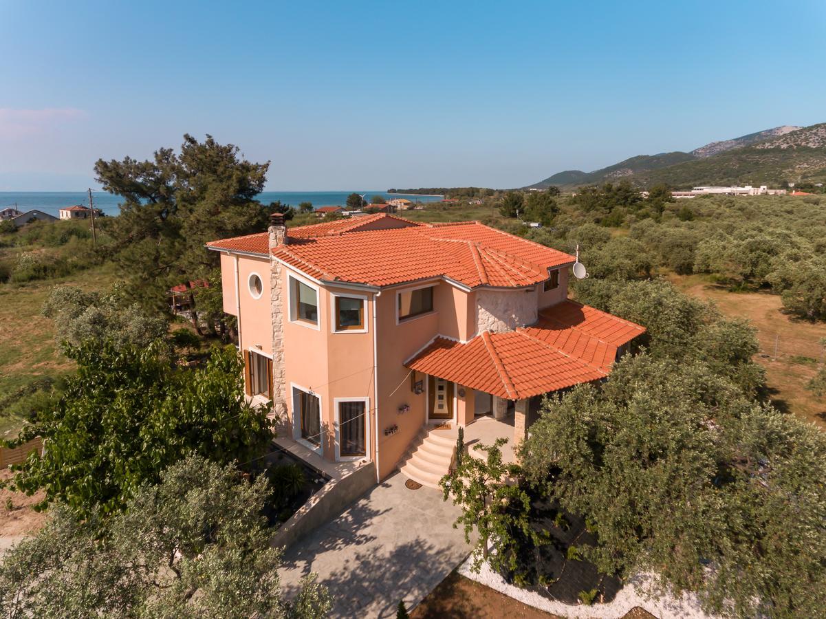 Fokas Luxury Villa Prínos Eksteriør bilde