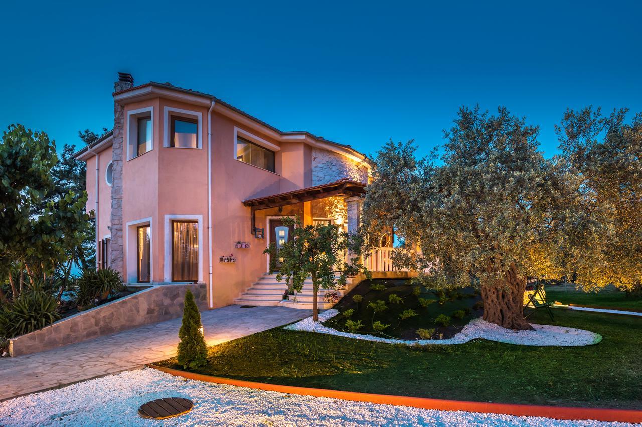 Fokas Luxury Villa Prínos Eksteriør bilde