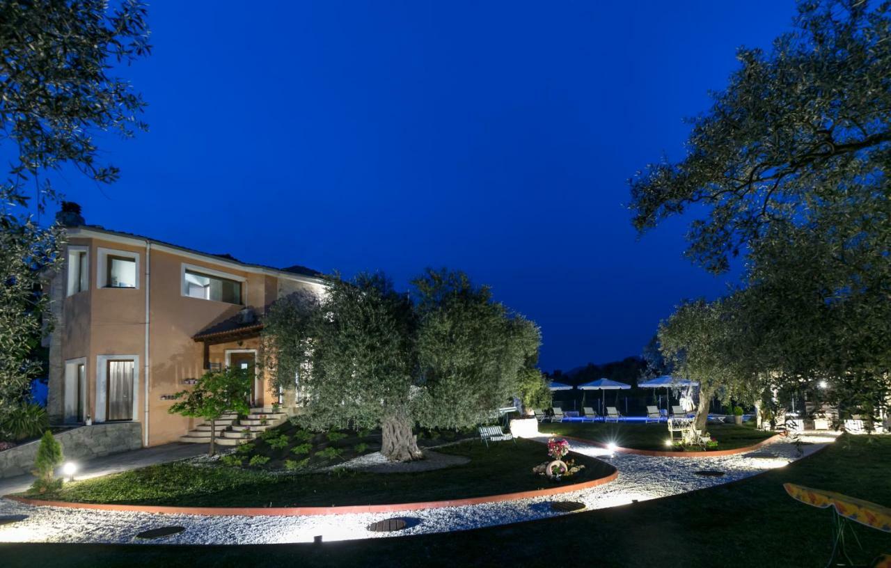 Fokas Luxury Villa Prínos Eksteriør bilde